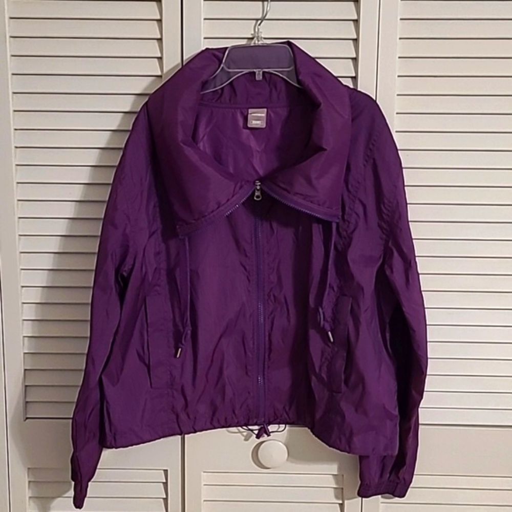 XERSION Women's S - M Purple Zip-up Windbreaker